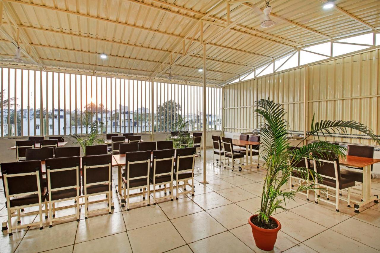 Treebo Krishna Regency Isbt Bus Stop بوبال المظهر الخارجي الصورة